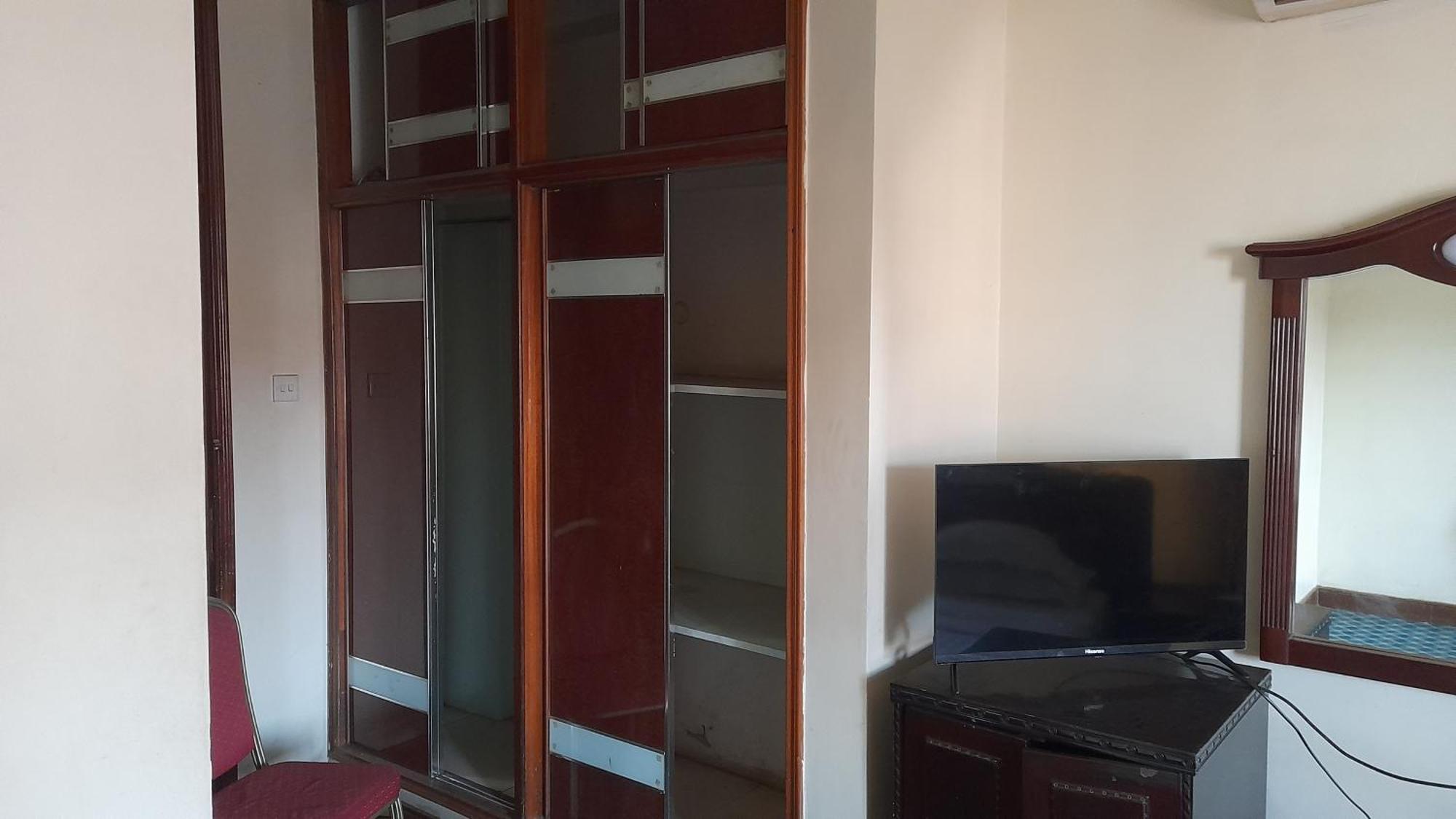 New Jbk Hotel Καμπάλα Εξωτερικό φωτογραφία