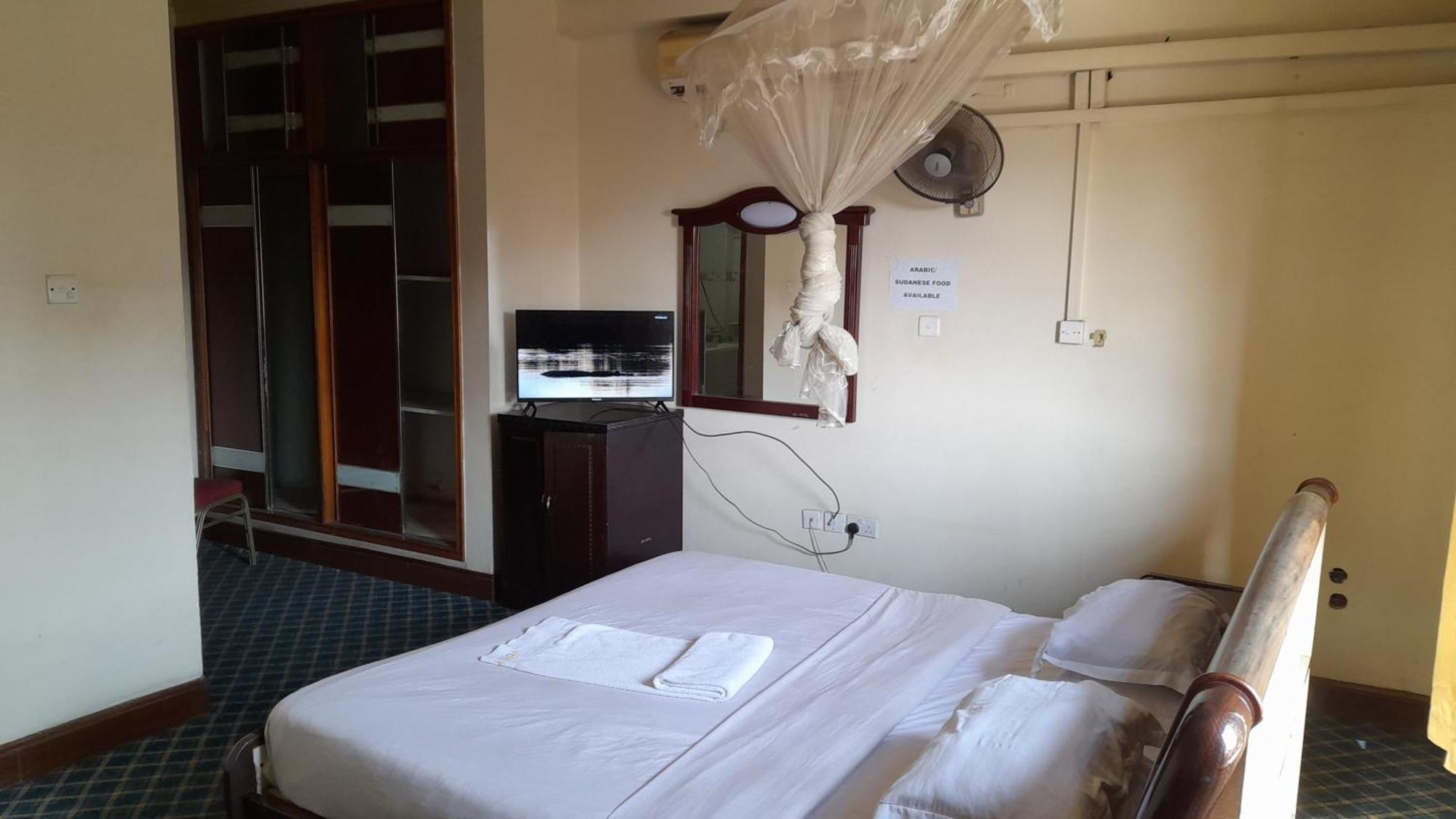 New Jbk Hotel Καμπάλα Εξωτερικό φωτογραφία