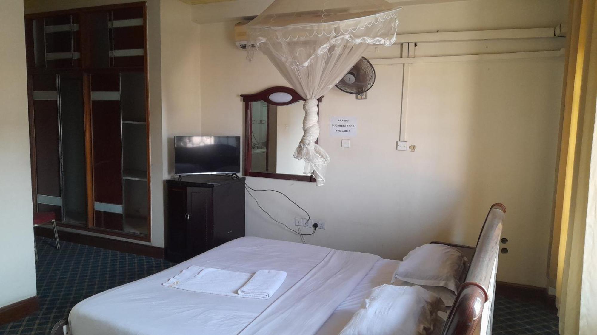 New Jbk Hotel Καμπάλα Εξωτερικό φωτογραφία